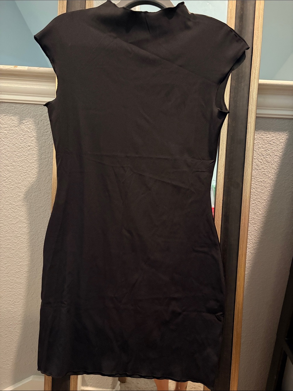 Divided Black Cap Sleeve Mini Dress (ptp "16, stretches to 19")